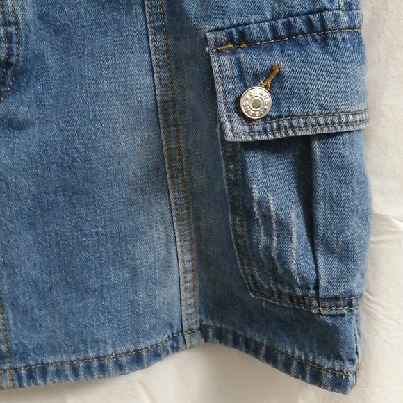 SHEIN MINI JEANS SKIRT - Picture 2 of 5